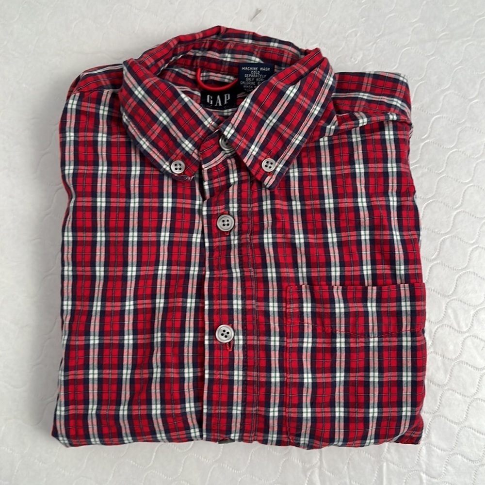 Gap plaid red navy blue and white vintage short-sleeve button-down shirt 5-6